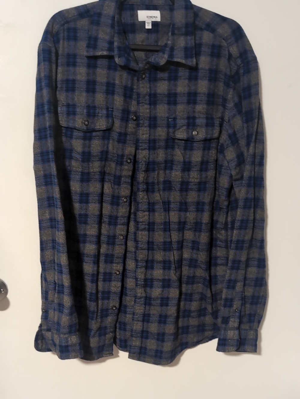 SONOMA Men's Blue and Gray Plaid Button-Up Shirt